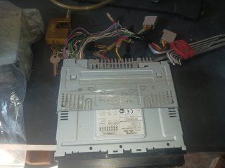 Radio Alpine UTE-72BT Plata