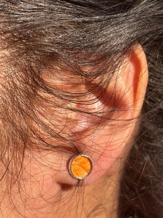 Pendientes botón naranja y plata