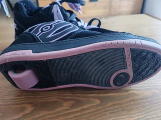 Zapatillas Heelys Negras y Rosas