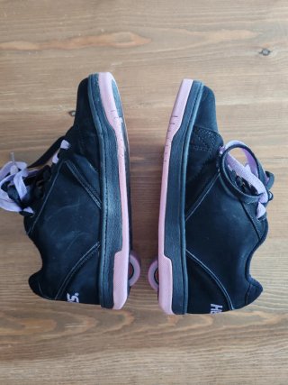 Zapatillas Heelys Negras y Rosas