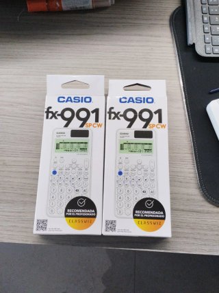 2 Calculadoras Casio FX-991SP CW