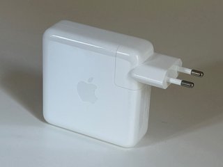 Cargador Apple 96W USB-C A2166