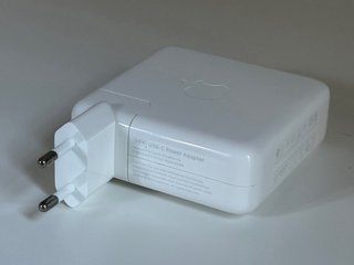 Cargador Apple 96W USB-C A2166