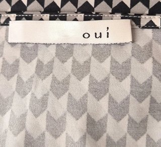 Vestido ajustado blanco y negro Oui