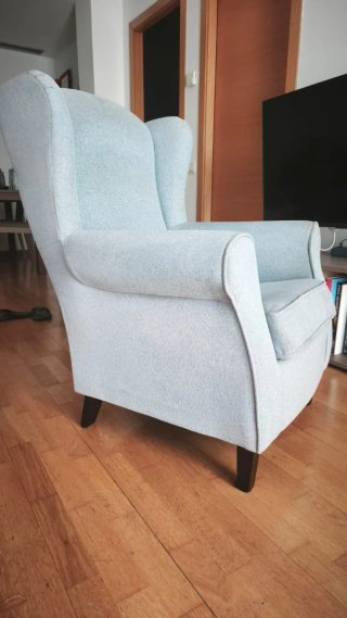 Sillón azul turquesa claro