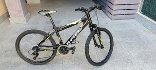 Bicicleta Montaña 24 Negra y Amarilla