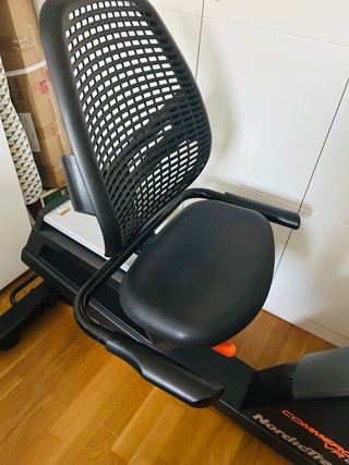 Bicicleta Estática NordicTrack VR21 Reclinada