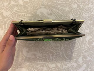 Bolso vintage de terciopelo y pedrería