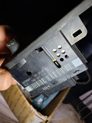 Antinieblas Golf MK3 más mando y cableado