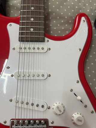 Guitarra Eléctrica + Amplificador, NUEVO sin uso