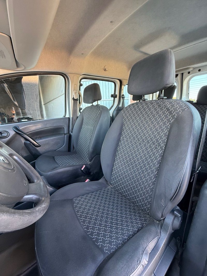 Renault Kangoo Combi 1.5 dCi Expression Profesional 2011, foto 24