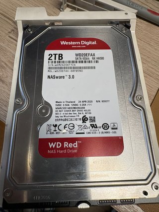 NAS QNAP TS-220 2x2TB WD Red