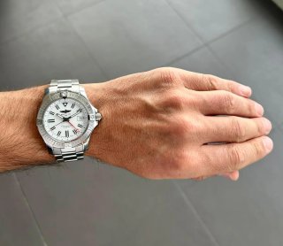 Breitling Avenger 43 GMT