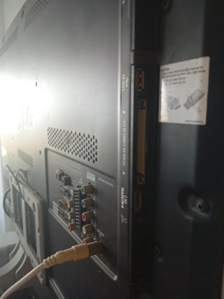 Televisor LG 32 4 HDMI