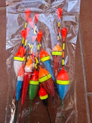 Lote 10 boyas de pesca