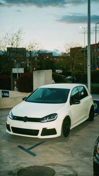 Volkswagen Golf MK6 R20 2012