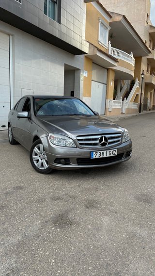Mercedes-Benz Clase C 2010