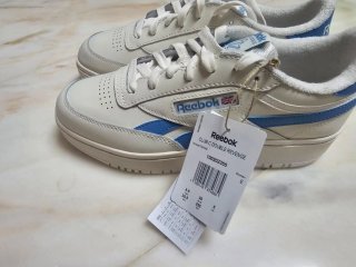 Zapatillas Reebok Blancas y Azules a estrenar