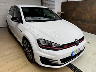 VOLKSWAGEN GOLF GTI PERFORMANCE DSG 2016