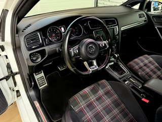 VOLKSWAGEN GOLF GTI PERFORMANCE DSG 2016
