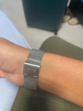Reloj Parfois esfera mármol plateado