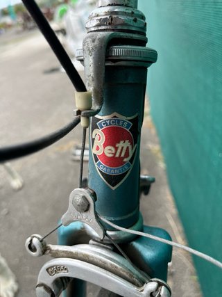 Bicicleta de carretera azul