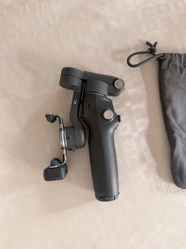 DJI Osmo Mobile 8 Gimbal 3 Ejes Smartphone