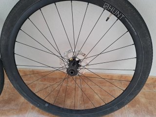 Ruedas Gravel Hunt Four Seasons Aluminio