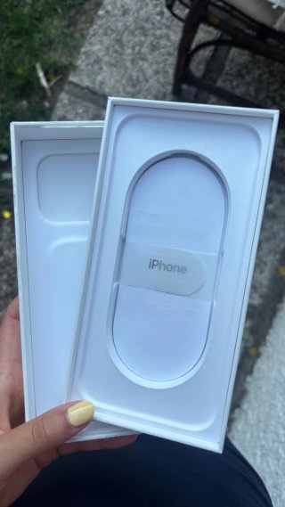 Caja iPhone 17 Pro Max Naranja