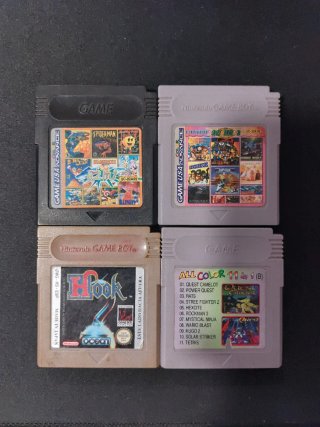 Confezione da 4 giochi per Game Boy Color e Advance