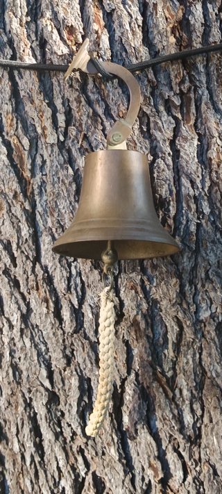 Campana Náutica Bronce con Soporte