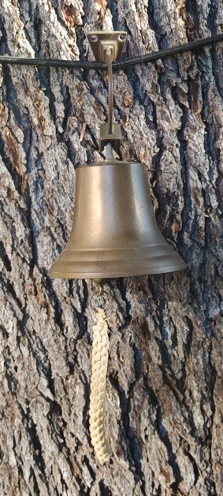Campana Náutica Bronce con Soporte