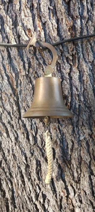 Campana Náutica Bronce con Soporte