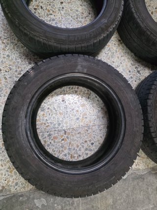 4 Michelin 215/60/17C 2023