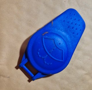 Tapa depósito limpiaparabrisas azul