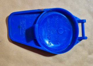 Tapa depósito limpiaparabrisas azul