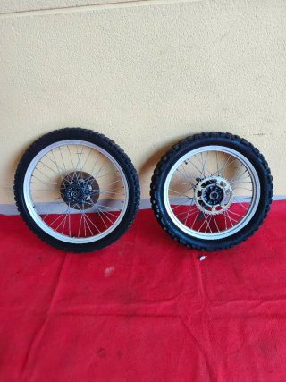 Llantas Gilera Twin