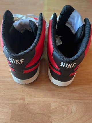 Nike High Top Zapatillas Rojas y Blancas