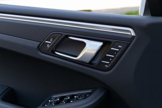 Porsche Macan Macan