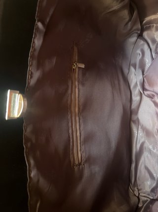 Bolso negro grande efecto piel cocodrilo