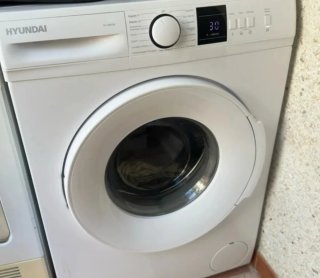 Lavadora Carga Frontal Hyundai HYL810DB