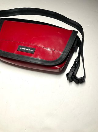 Freitag Jamie F40 borsa a tracolla rossa