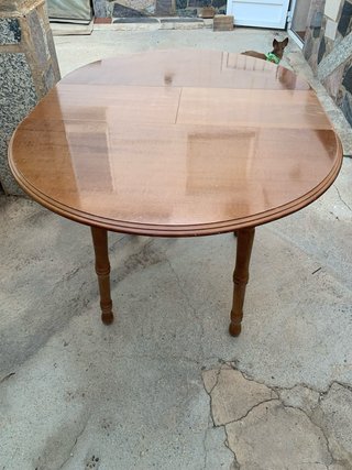 Mesa redonda extensible de madera