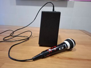 Amplificador Karaoke Eduland Negro + Micrófono