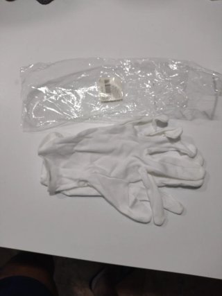 Guantes blancos militares