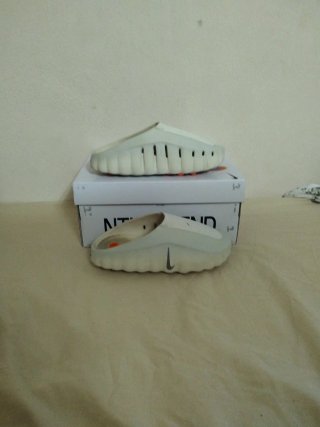 Chanclas masaje Nike Mind multicolor