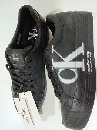 Zapatillas Calvin Klein Jeans negras logo CK talla
