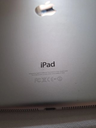 iPad Air A1474 Plata/Blanco