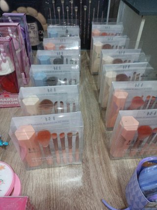 Set Maquillaje JOS Brochas y Accesorios