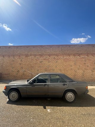 Mercedes-Benz 190 w201 Manual